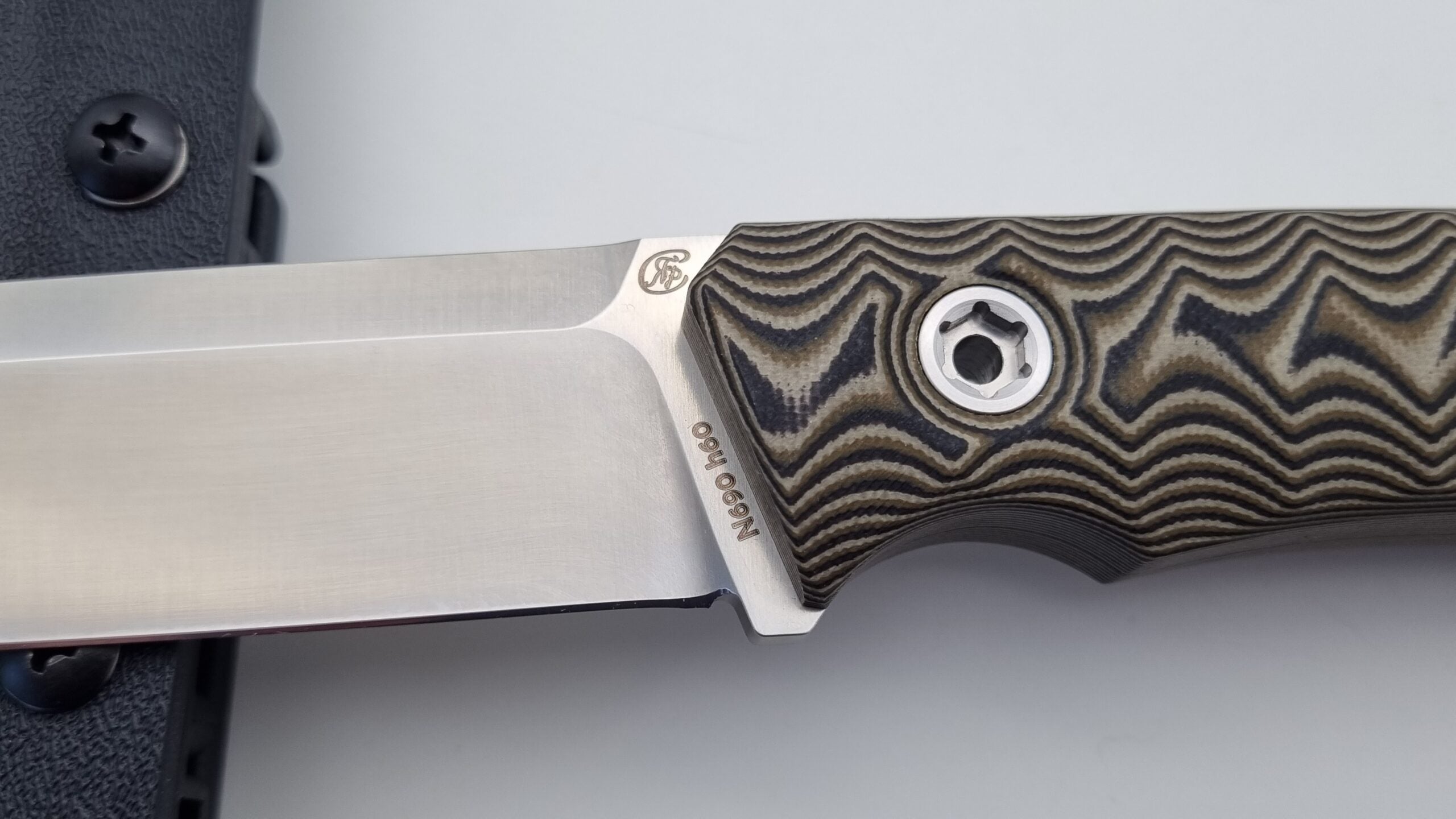 B-Ware Jäger JARS Messer N690 Stahl 60 HRC Outdoor Jagd Bushcraft Messer  Beige/Kydex