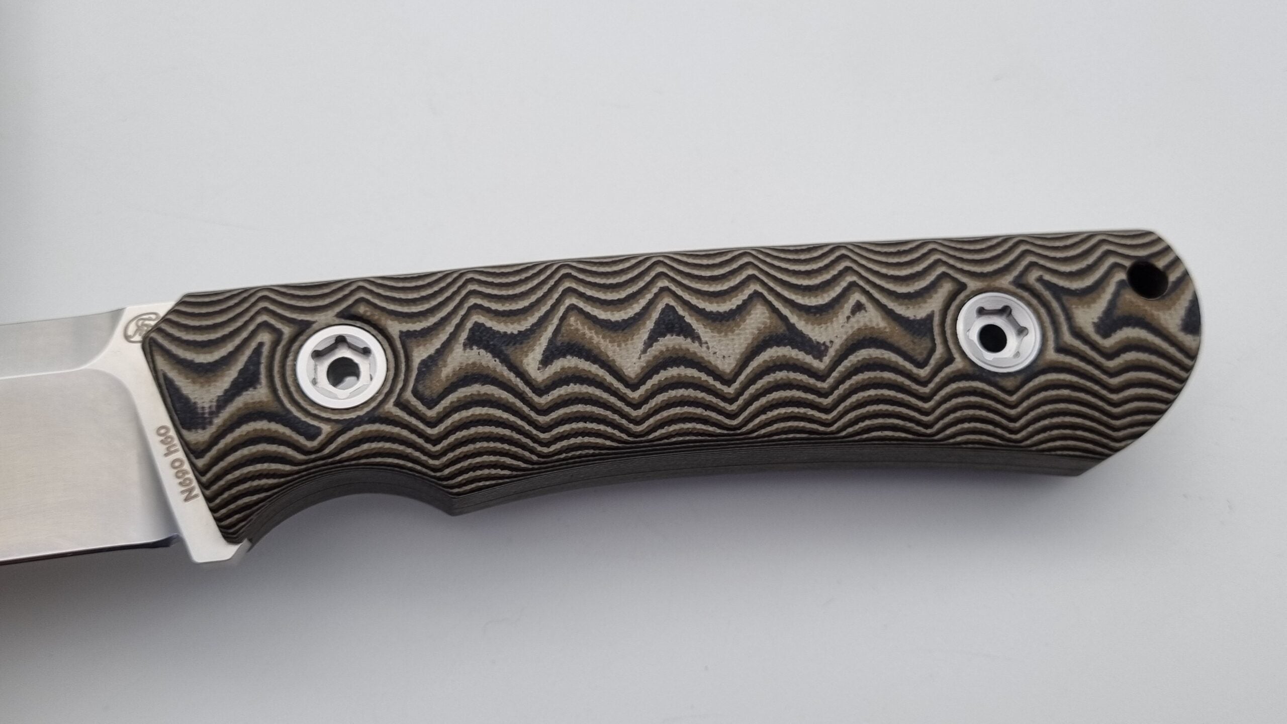 B-Ware Jäger JARS Messer N690 Stahl 60 HRC Outdoor Jagd Bushcraft Messer  Beige/Kydex