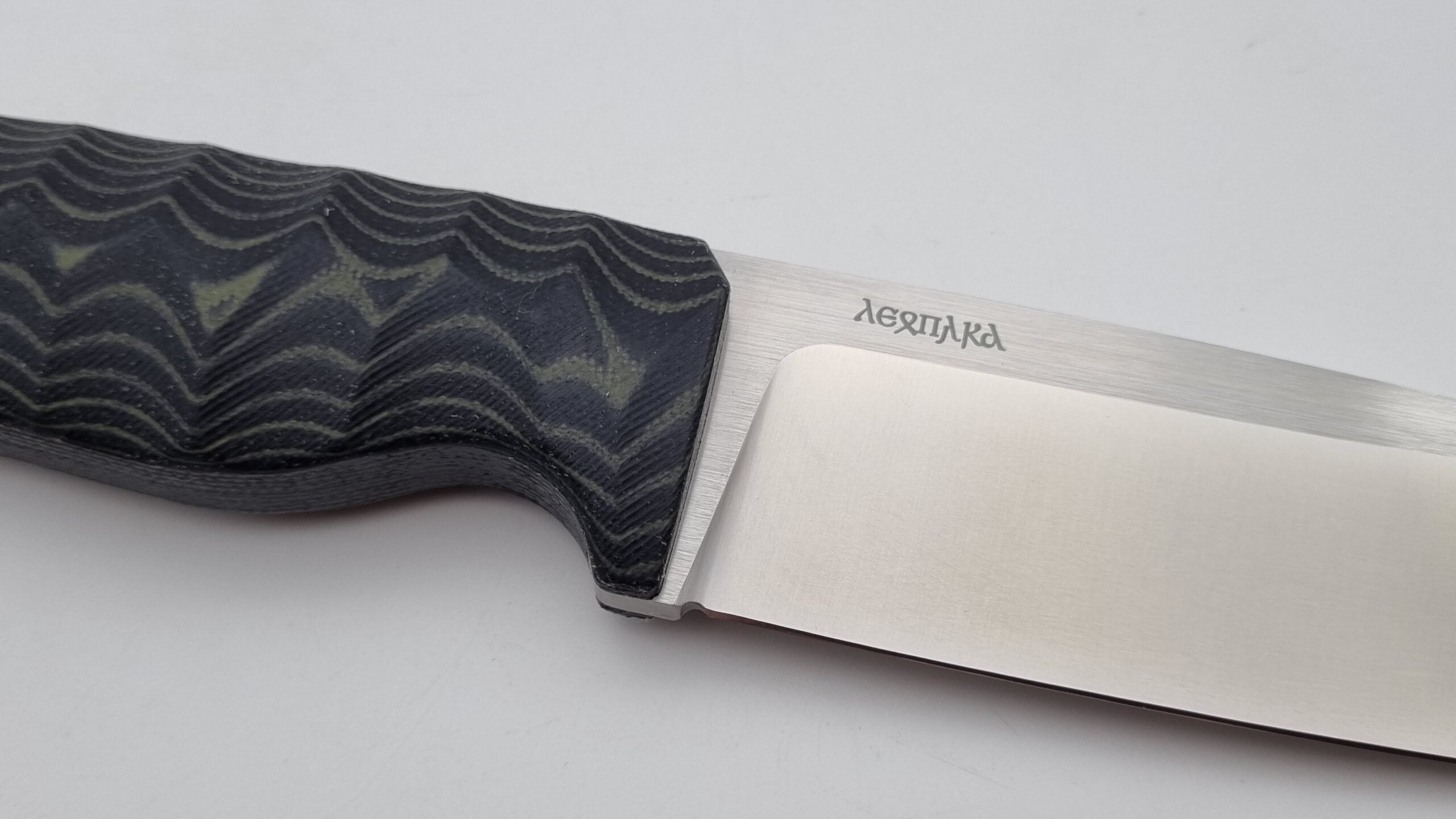 Leopard JARS Jagd Outdoor Messer Green/Black Micarta Leder