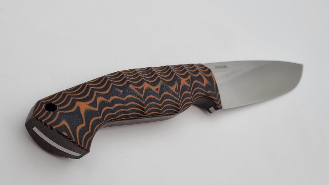 Leopard JARS Jagd Outdoor Messer N690 60HRC    Orange/Black Micarta Leder