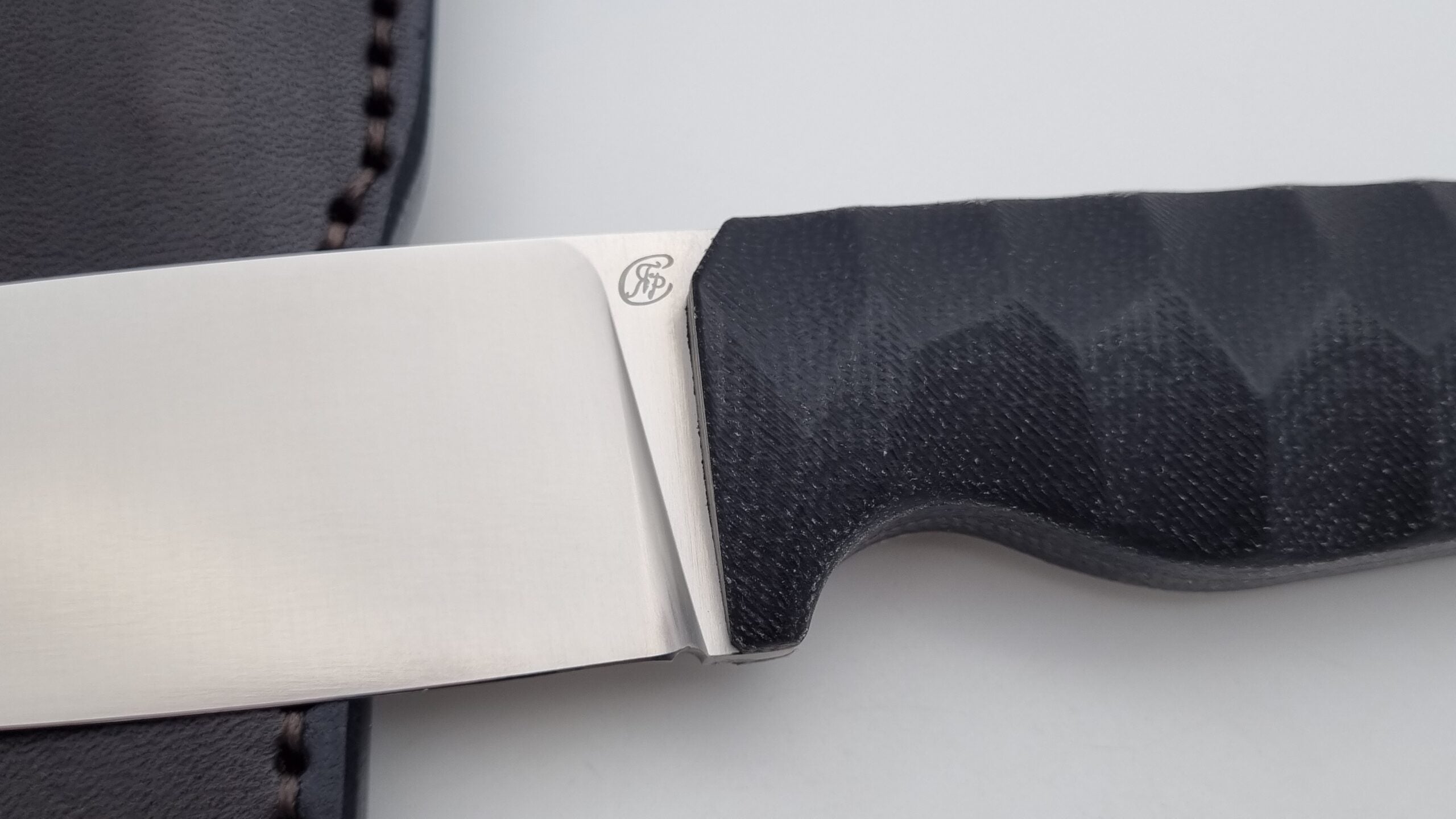 Norka JARS Jagd Outdoor Messer Black Micarta Leder