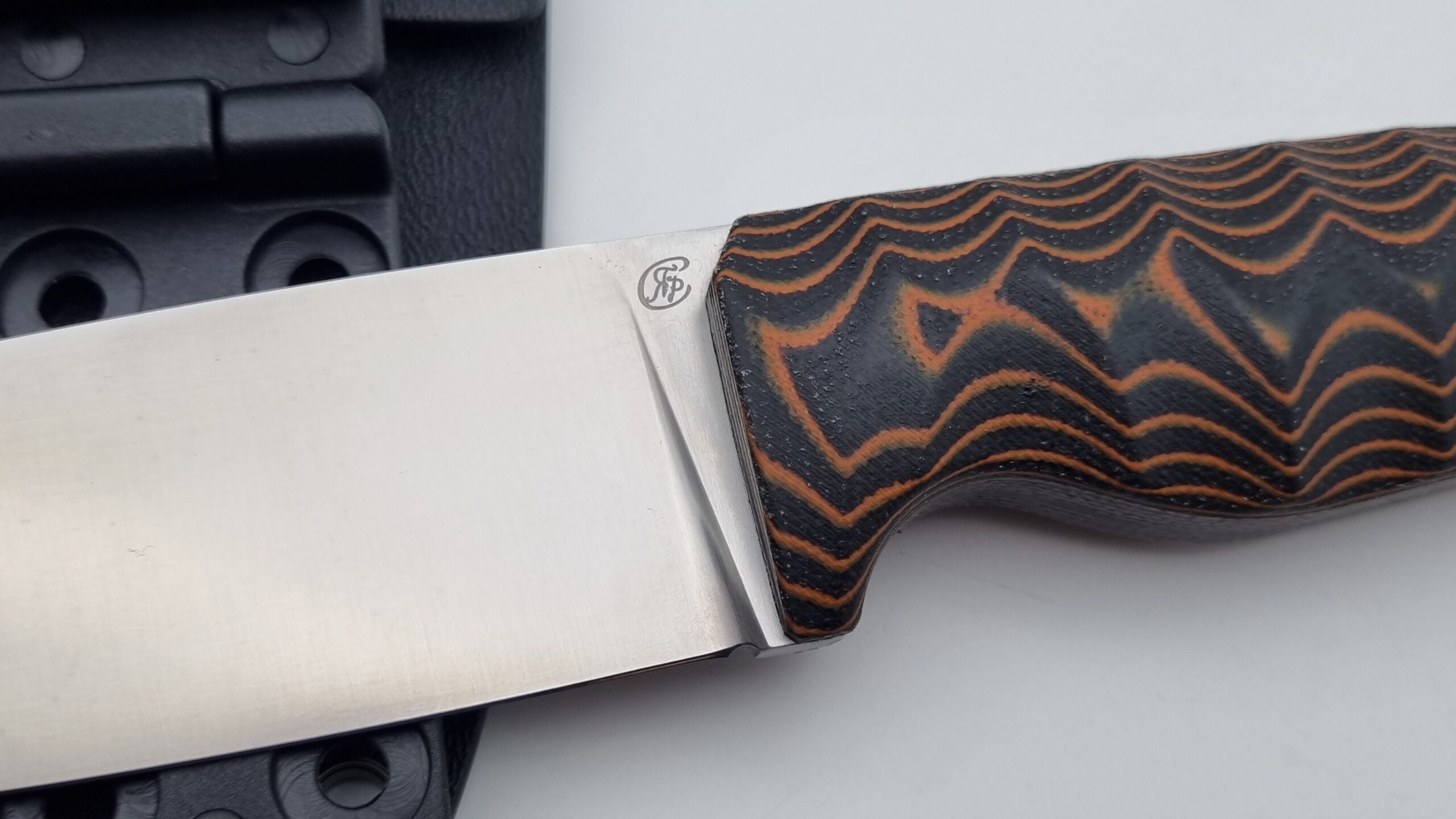 Norka JARS Jagd Outdoor Messer N690 60HRC    Orange/Black Micarta Kydex