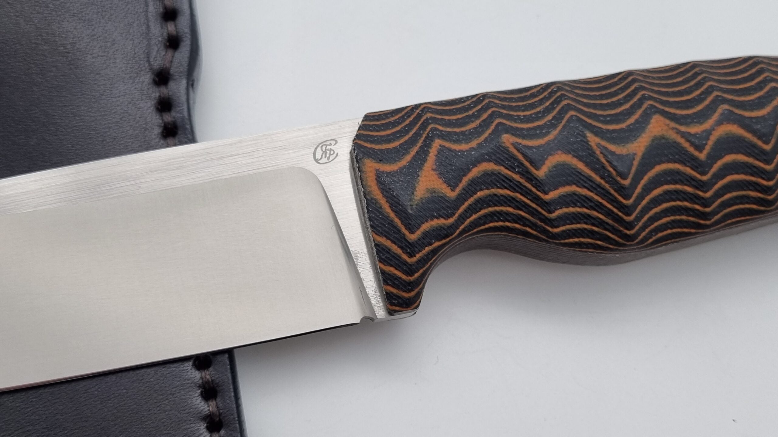 Leopard JARS Jagd Outdoor Messer Orange/Black Micarta Leder